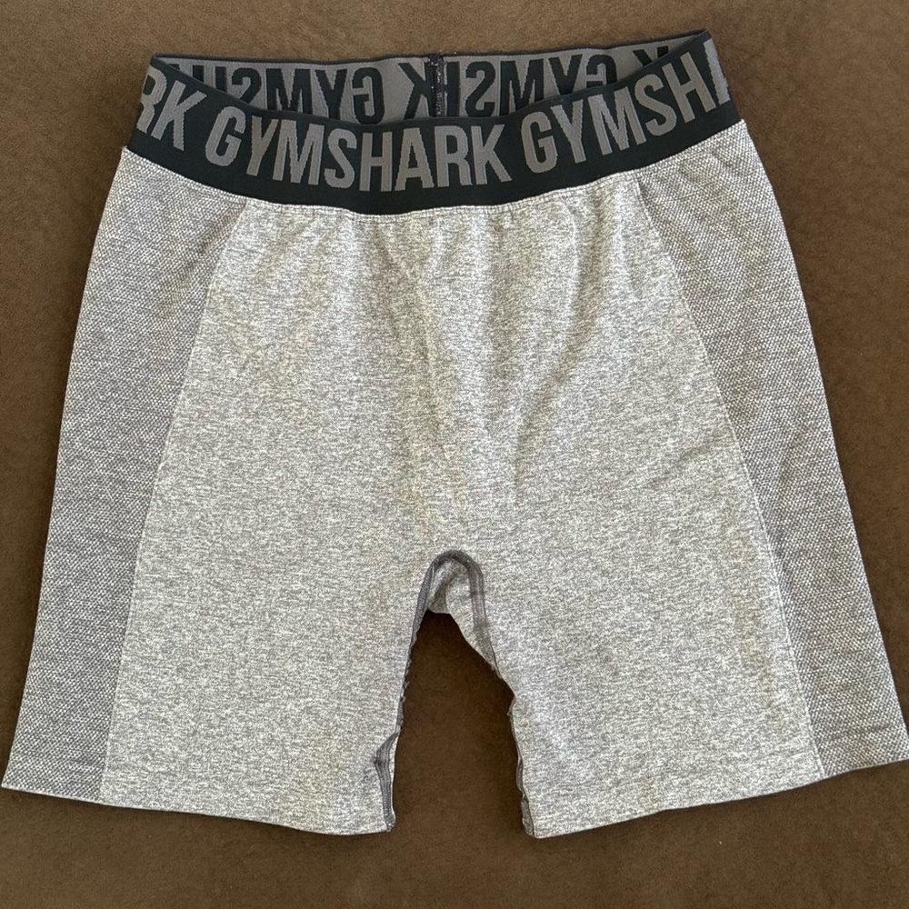 Gymshark Flex Shorts - Gray
